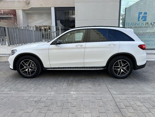 MERCEDES GLC 250 d 4Matic -AMG Line-