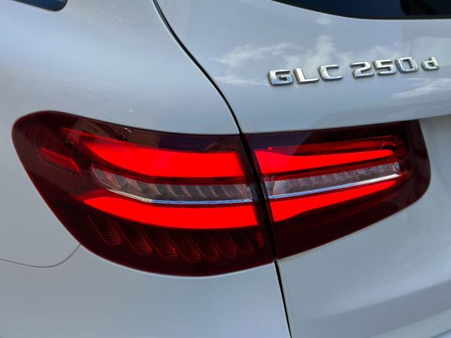 MERCEDES GLC 250 d 4Matic -AMG Line-