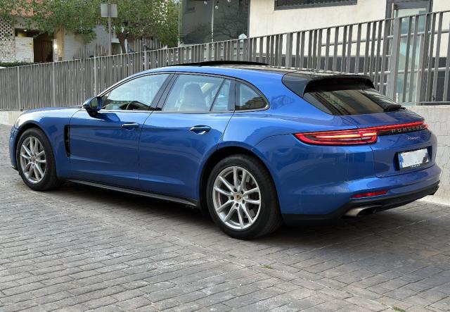 PORSCHE – Panamera 4 Sport Turismo