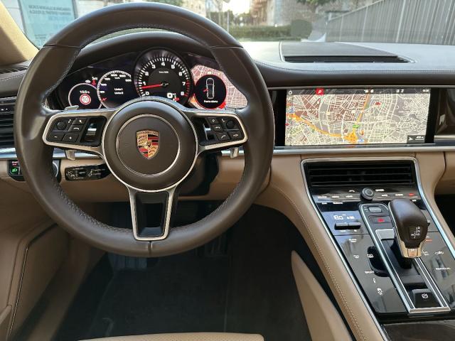 PORSCHE – Panamera 4 Sport Turismo