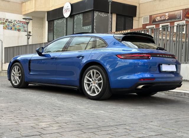 PORSCHE – Panamera 4 Sport Turismo