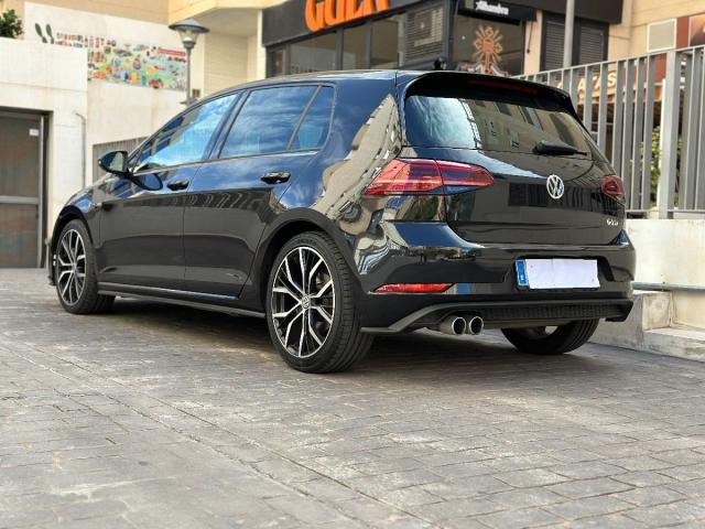 Golf GTD 2.0 TDI DSG 5p180Cv