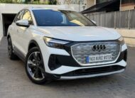 AUDI Q4 40 e-tron