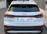 AUDI Q4 40 e-tron