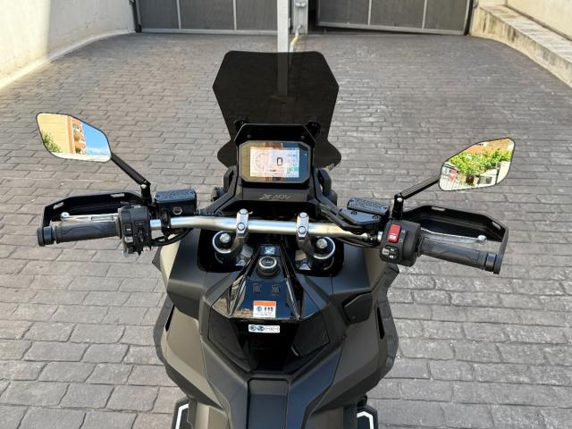 Honda X-ADV 750 -VENDIDA-