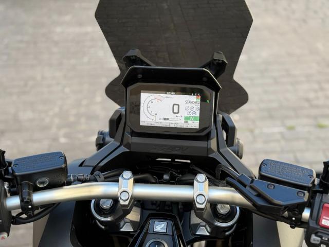 Honda X-ADV 750 -VENDIDA-