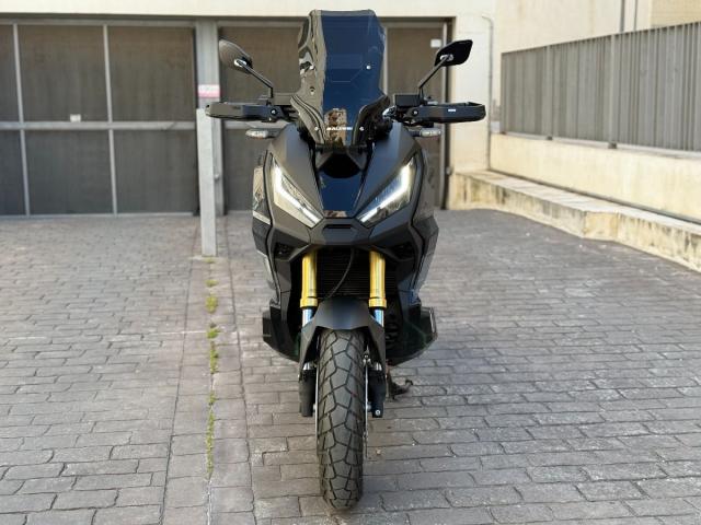 Honda X-ADV 750 -VENDIDA-