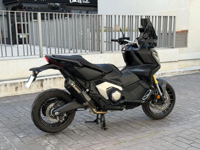 Honda X-ADV 750 -VENDIDA-