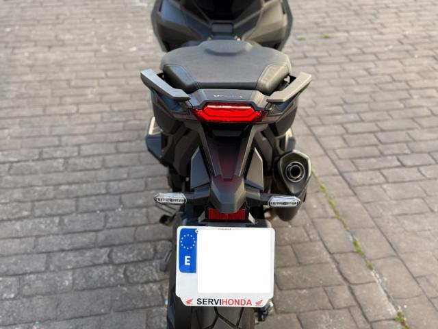 Honda X-ADV 750 -VENDIDA-