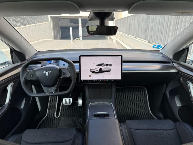 TESLA Model Y Performance 4WD