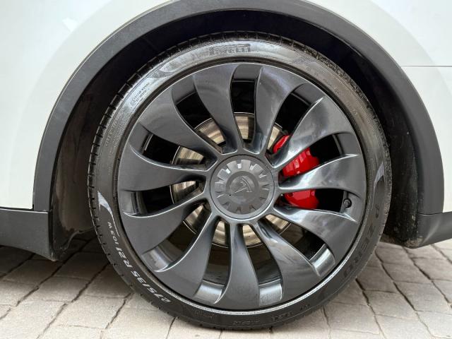 TESLA Model Y Performance 4WD