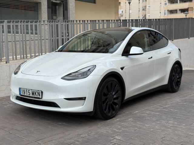 TESLA Model Y Performance 4WD