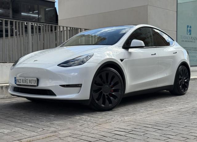 TESLA Model Y Performance 4WD