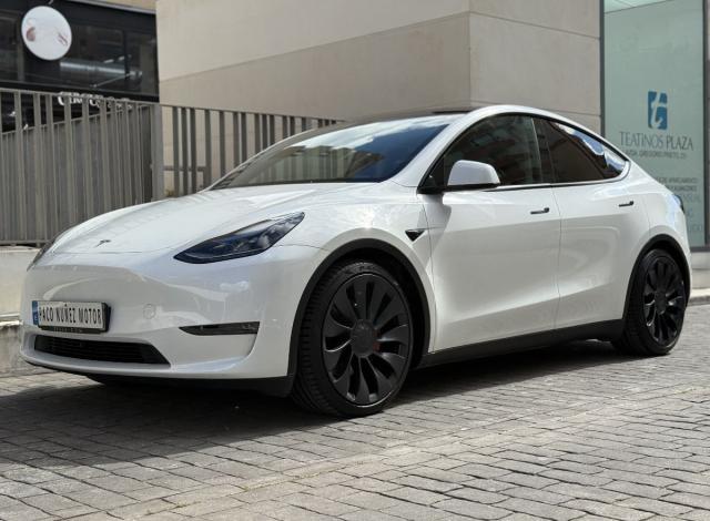 TESLA Model Y Performance 4WD