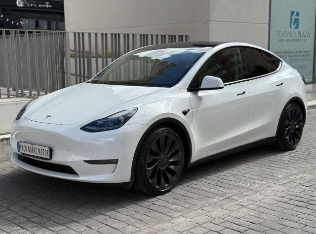 TESLA Model Y Performance 4WD