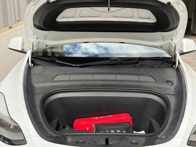 TESLA Model Y Performance 4WD