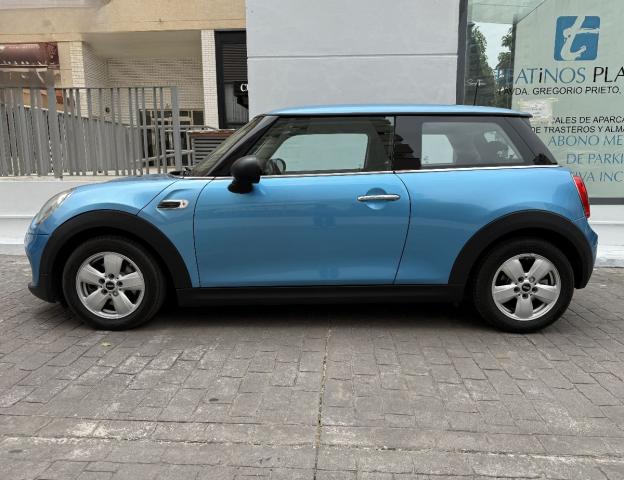 MINI – Mini – One D Business