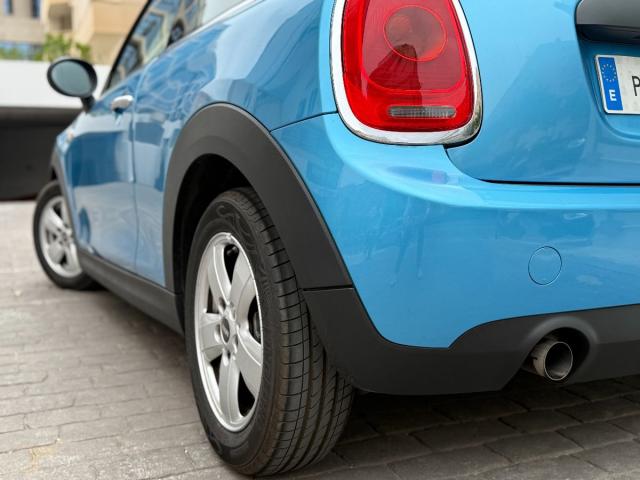 MINI – Mini – One D Business