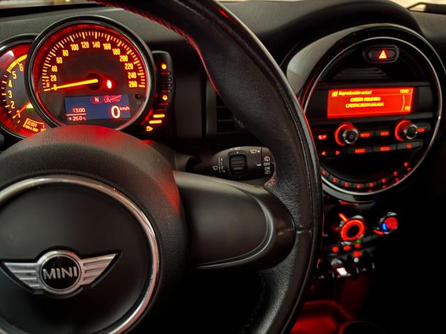 MINI – Mini – One D Business