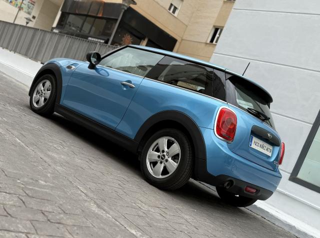 MINI – Mini – One D Business