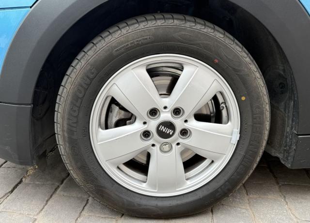 MINI – Mini – One D Business