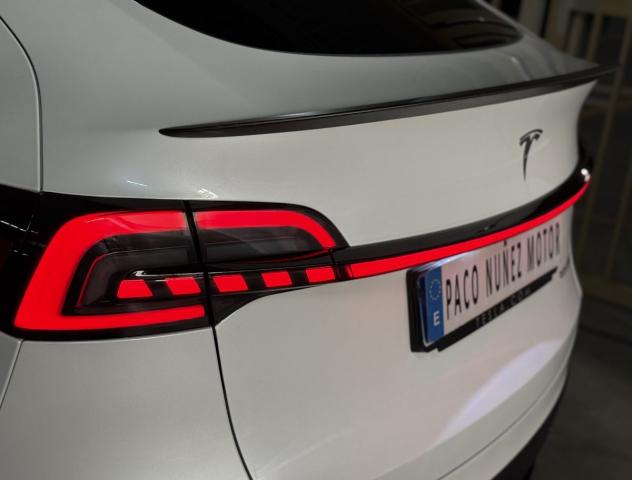 TESLA Model Y Performance 4WD