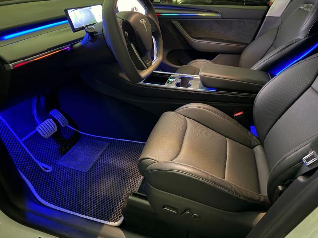 TESLA Model Y Performance 4WD