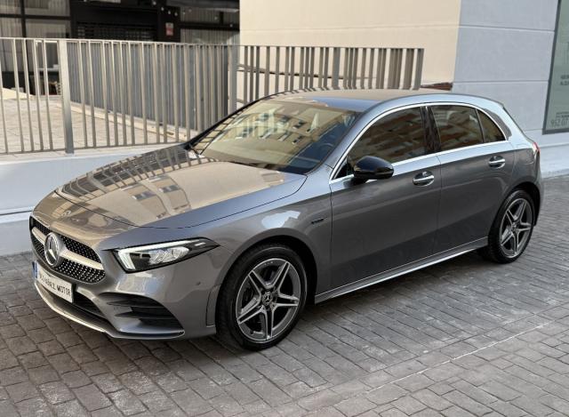 MERCEDES A 250 e HIBRIDO ENCHUFABLE