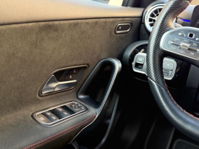 MERCEDES A 250 e HIBRIDO ENCHUFABLE