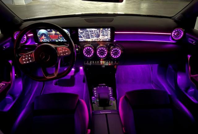 MERCEDES A 250 e HIBRIDO ENCHUFABLE