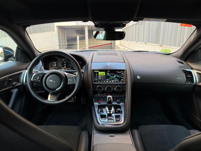 JAGUAR F-Type Coupé R-Dynamic 2.0 I4 300Cv Aut. 8 vel.-VENDIDO-