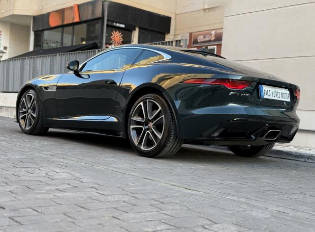 JAGUAR F-Type Coupé R-Dynamic 2.0 I4 300Cv Aut. 8 vel.-VENDIDO-