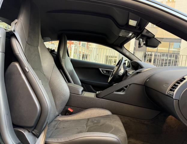 JAGUAR F-Type Coupé R-Dynamic 2.0 I4 300Cv Aut. 8 vel.-VENDIDO-