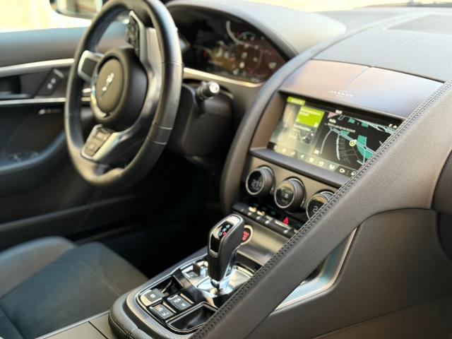 JAGUAR F-Type Coupé R-Dynamic 2.0 I4 300Cv Aut. 8 vel.-VENDIDO-