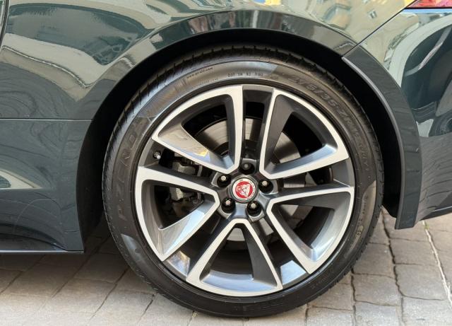 JAGUAR F-Type Coupé R-Dynamic 2.0 I4 300Cv Aut. 8 vel.-VENDIDO-