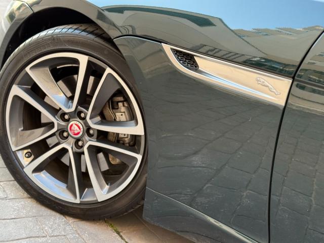 JAGUAR F-Type Coupé R-Dynamic 2.0 I4 300Cv Aut. 8 vel.-VENDIDO-