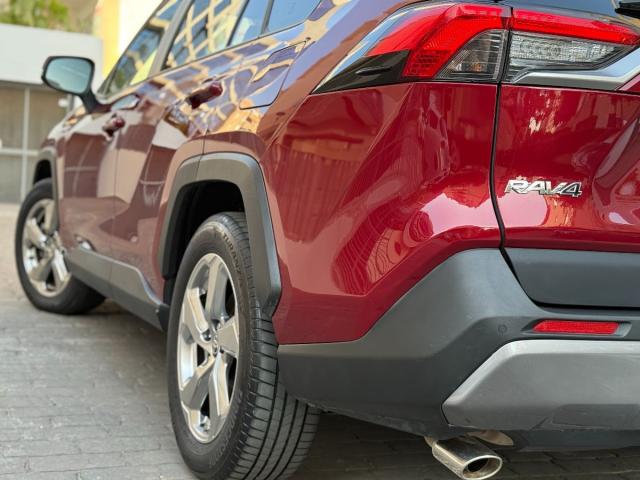 TOYOTA – RAV4 – Hybrid 220H 4×4 Advance Plus