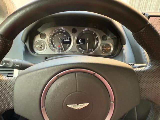 ASTON MARTIN – V8 Vantage