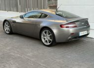 ASTON MARTIN – V8 Vantage