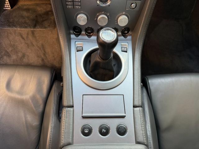 ASTON MARTIN – V8 Vantage