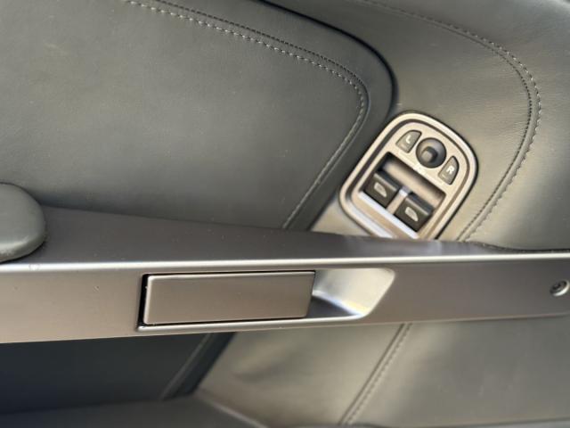 ASTON MARTIN – V8 Vantage