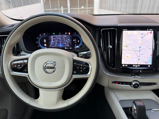 XC60 Plus B4 D Ultimate Dark Aut.