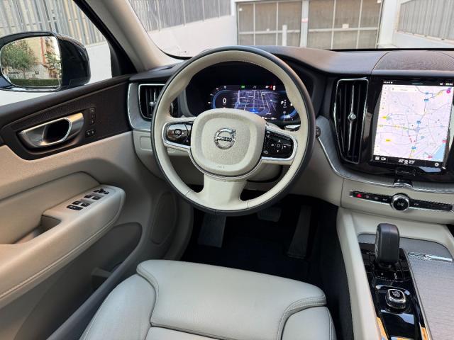 XC60 Plus B4 D Ultimate Dark Aut.