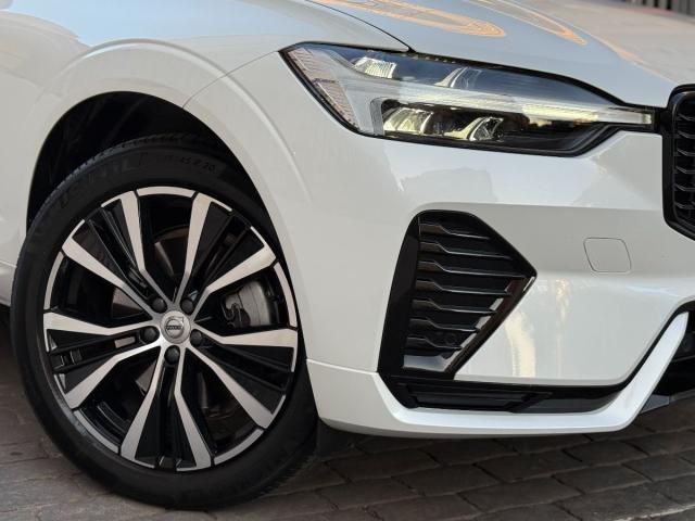 XC60 Plus B4 D Ultimate Dark Aut.