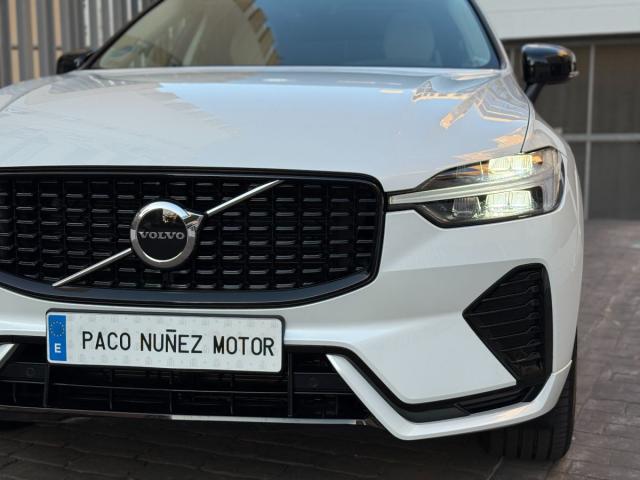 XC60 Plus B4 D Ultimate Dark Aut.