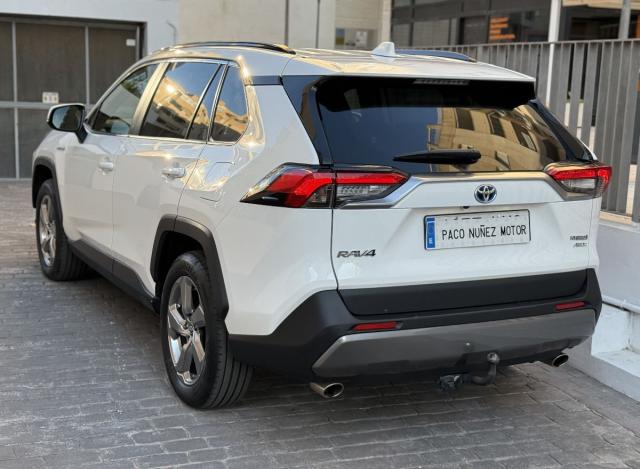 TOYOTA – RAV4 – Hybrid 220H 4×4 Advance