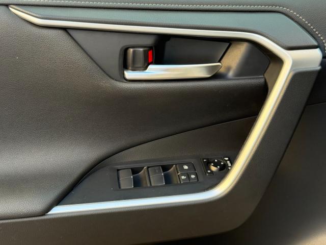 TOYOTA – RAV4 – Hybrid 220H 4×4 Advance