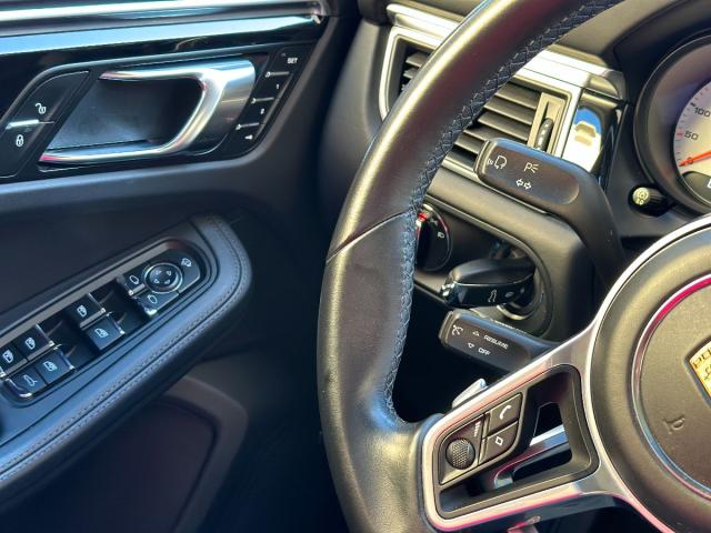PORSCHE – Macan – Turbo