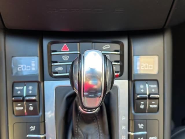 PORSCHE – Macan – Turbo