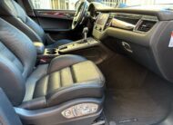 PORSCHE – Macan – Turbo